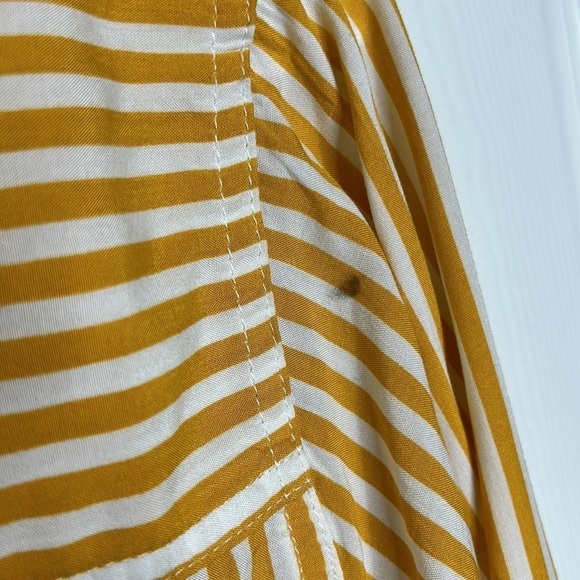 Harper NWT Vera Striped Hi Lo Hem Button‎ Down Shirt in Marigold Yellow Small - Picture 9 of 9
